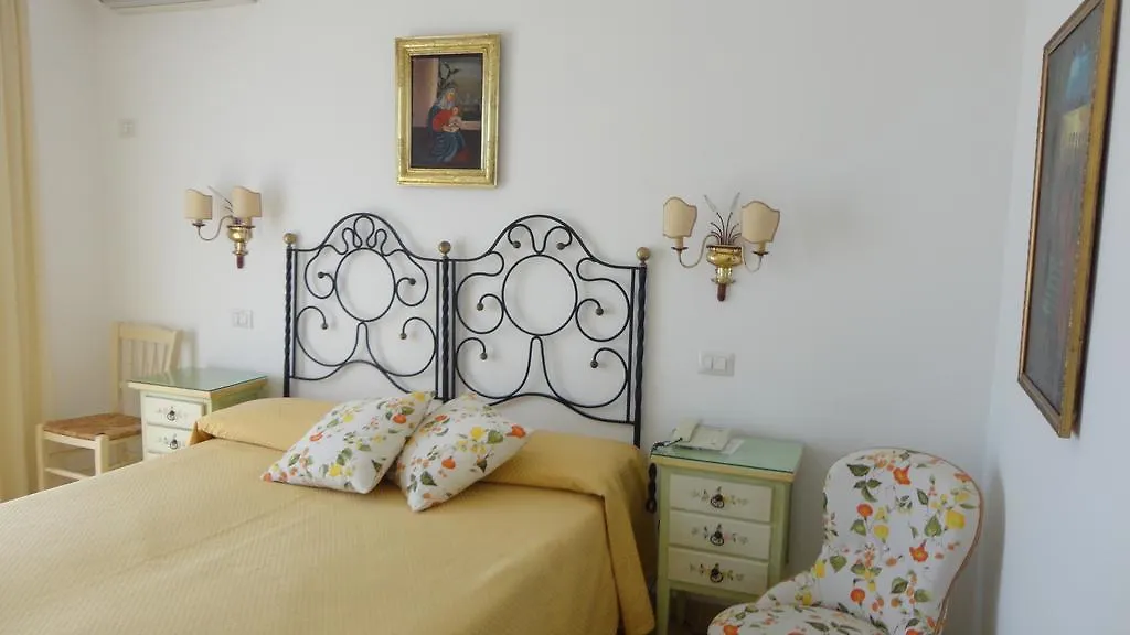 Hotel Villa Mora Giardini Naxos