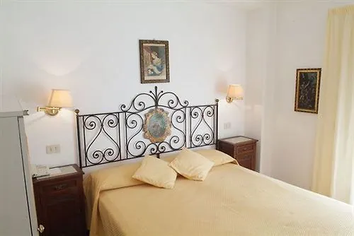Hotel Villa Mora Giardini Naxos