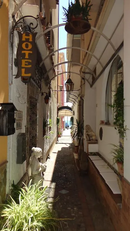 Hotel Villa Mora Giardini Naxos 2*,  Italien